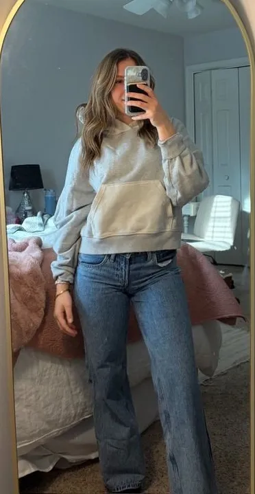 Aerie Light Gray Sweatshirt – Size Medium