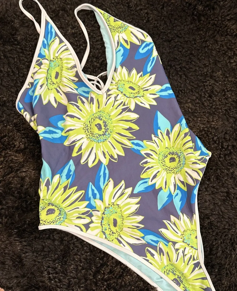 Aerie Floral Woman's One Piece Swimsuit Large Regular