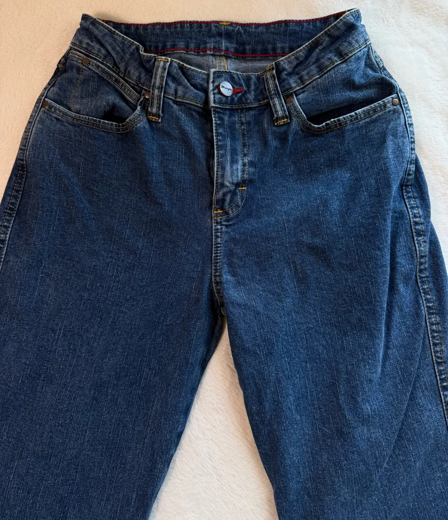 Wrangler Women’s Blue Mid Rise Stretch Denim Straight Jeans S size 3x32