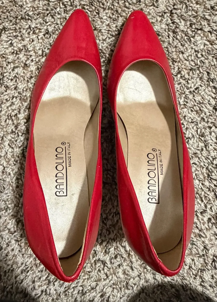 Bandolino Red Leather Pointed Toe Kitten Heel Pumps Made in Italy Womens 7.5M