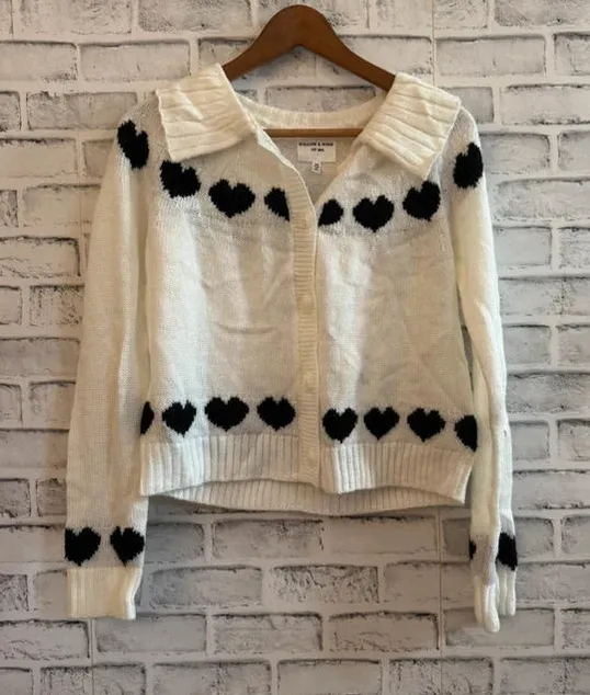 NWT! Women’s Willow & Wind button down sweater with hearts Medium Black