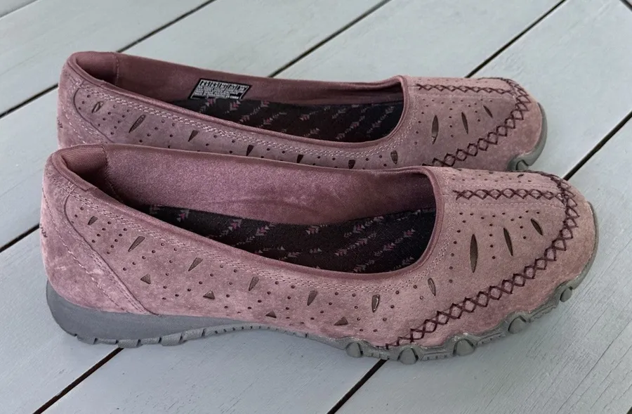 Skechers Relaxed Fit Air Cooled Memory Foam Slip On Flats Plum Leather Women 8.5