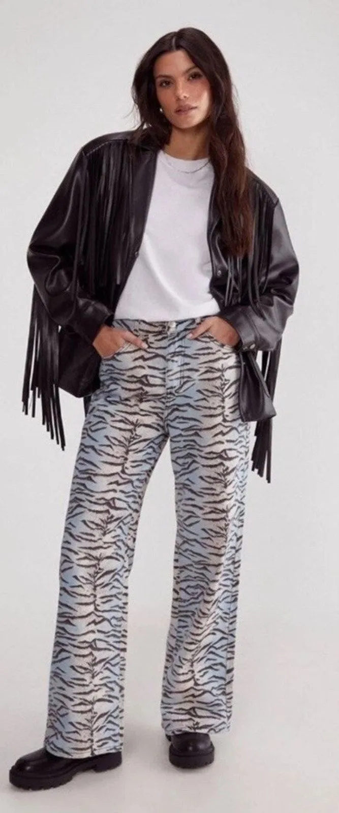 NWT Nasty Gal Tiger Print Denim Wide Leg Jeans Size 6