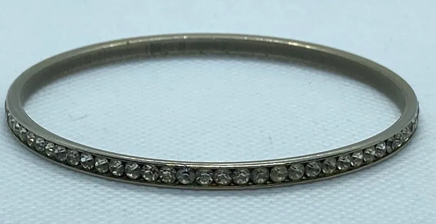 Costume Jewelry Single Row of Silver Faux Diamond Bracelet Pretend Play Dress Up