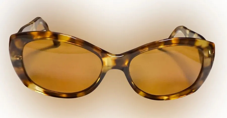 Elegant Jean Lafont Tortoise Shell Sunglasses Brown