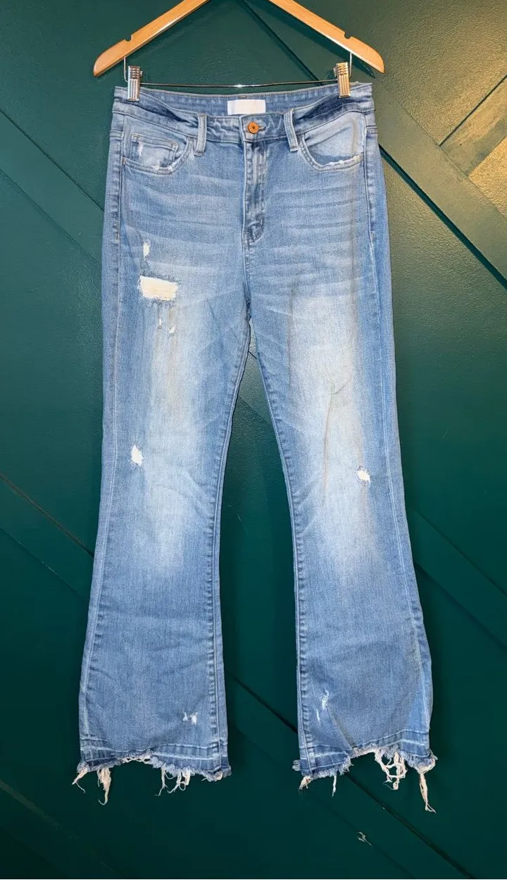 Vervet Women's Stretch Light Blue Distressed Flare Jeans Silhouette Expanding