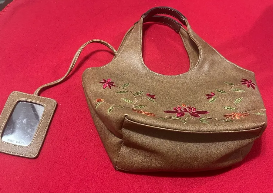 Nine West Bronze FloralEmbroidered Women’s Tote Bag Cute! Great condition