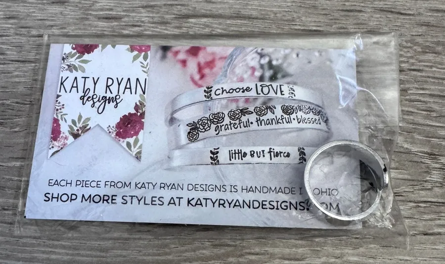 Katy Ryan Designs Silvertone Faith Cross Bypass Ring Handmade One Size Z393 Silver