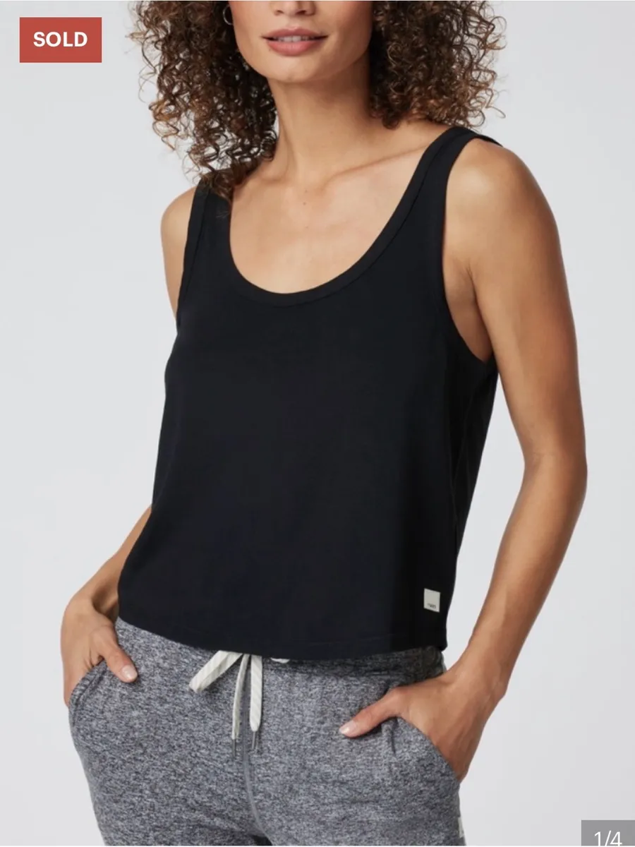 Vuori Scoop Tank Top Sz M Loose Fit Athleisure Gym