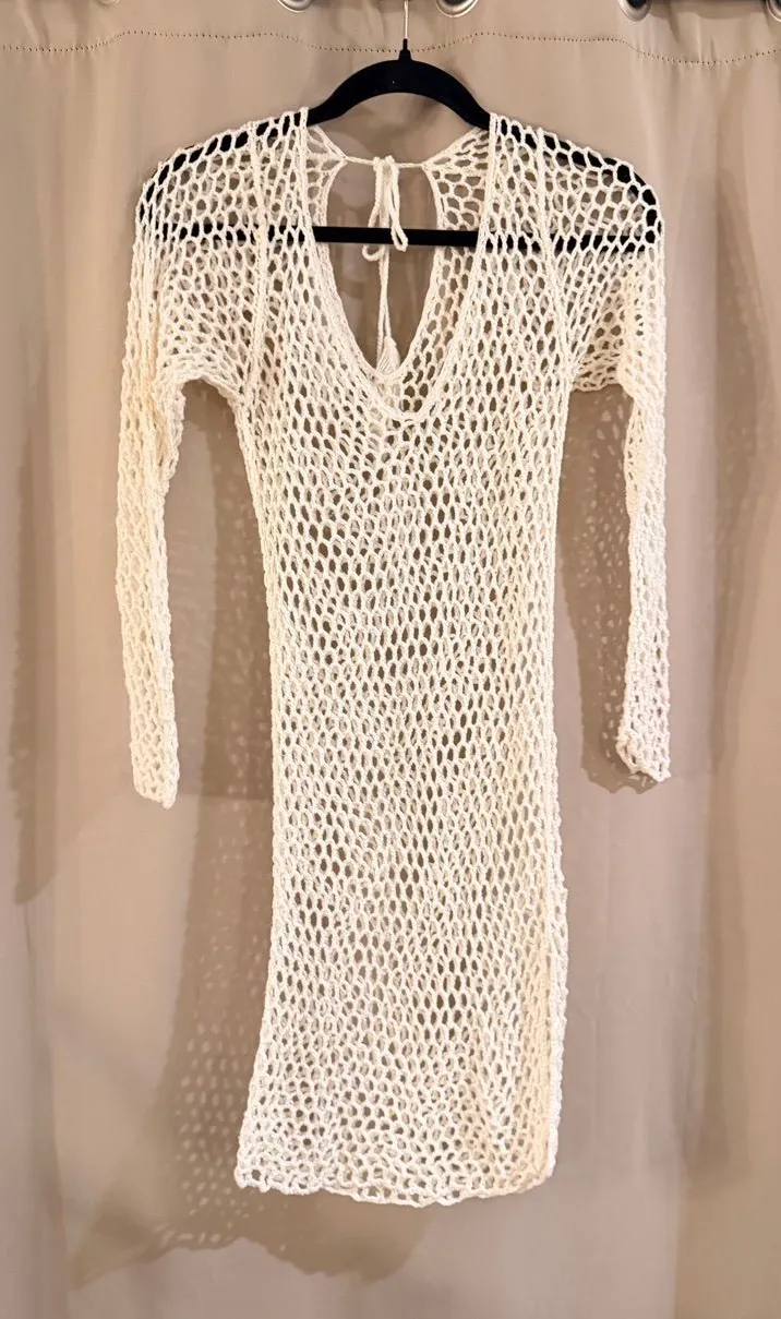 Women's Cream Crochet Beach Cover