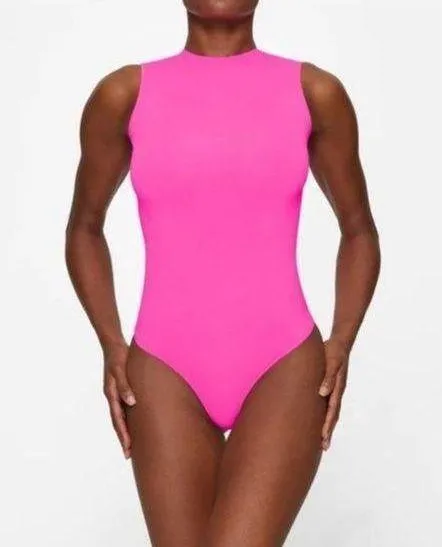 Barbiecore hot pink bodysuit size s/m, NWT