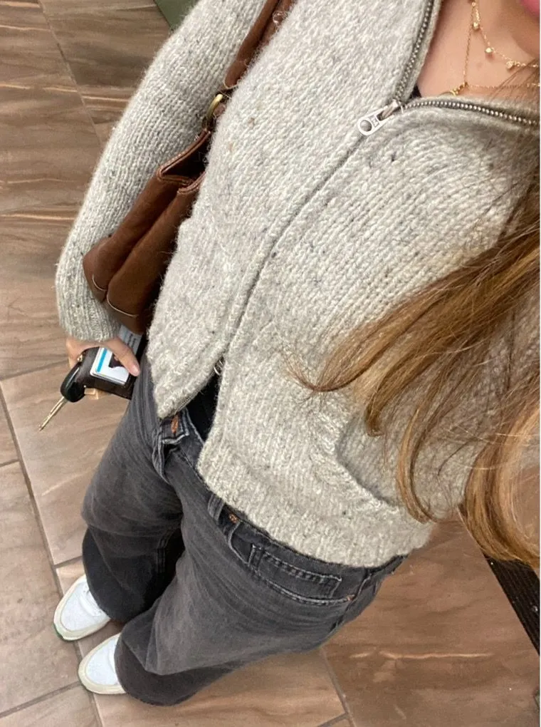 Gap Wide-Leg Jeans