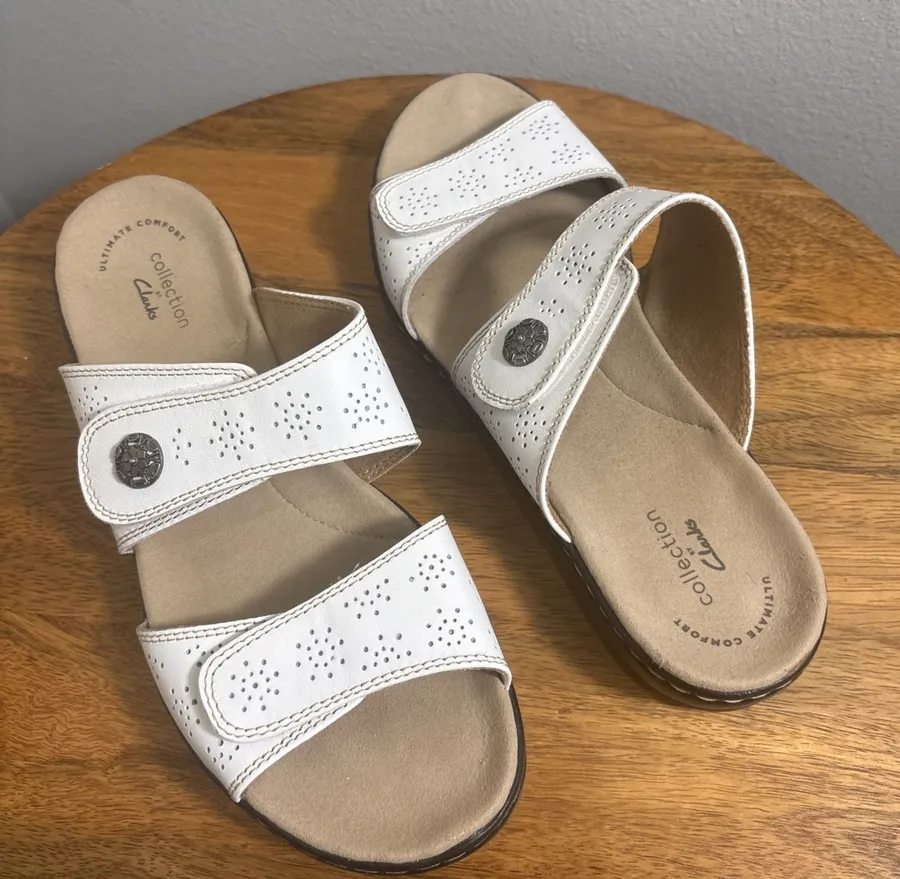 Clarks Womens Leisa Lacole Sandal Size 9 M White Leather Slide Adjustable Shoe