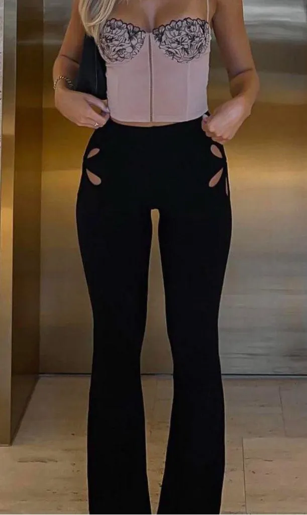 White Fox Boutique going Fast pants SZ:M