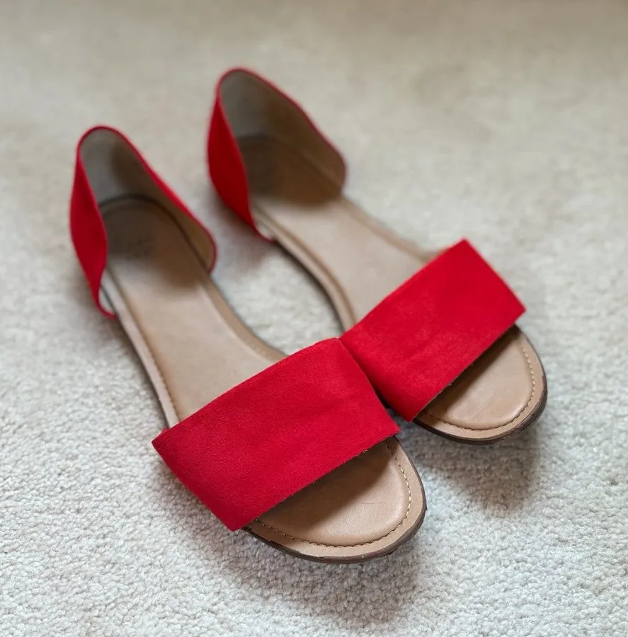 A New Day Red Faux Suede d’Orsay Flats Women’s Size 11