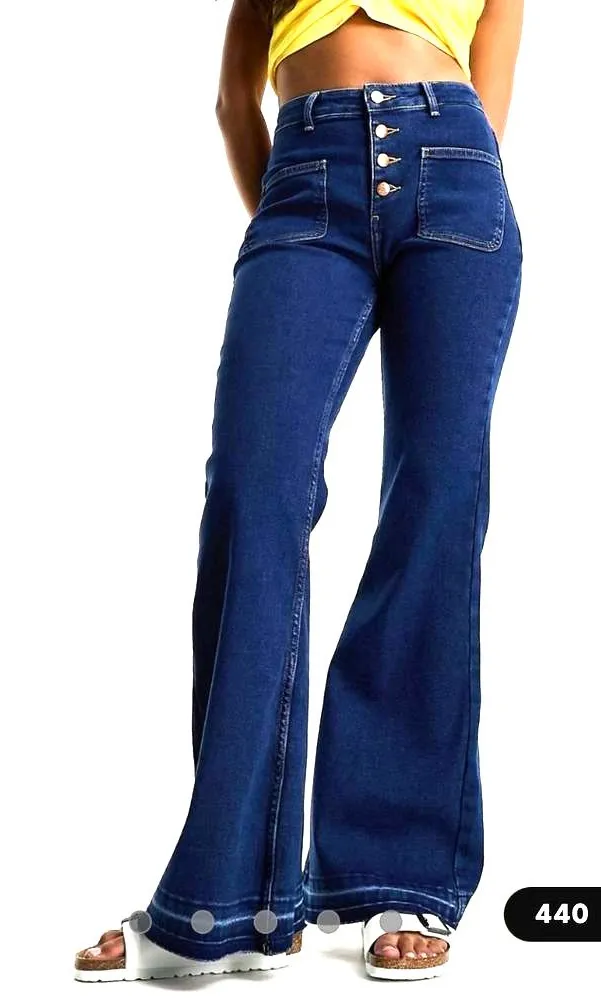 Wrangler High Rise Fierce Flare Jeans Size 8/29 X 32