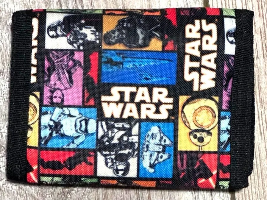 star Wars Fabric Wallet, looks new, very nice preowned Darth Vader Stormtrooper