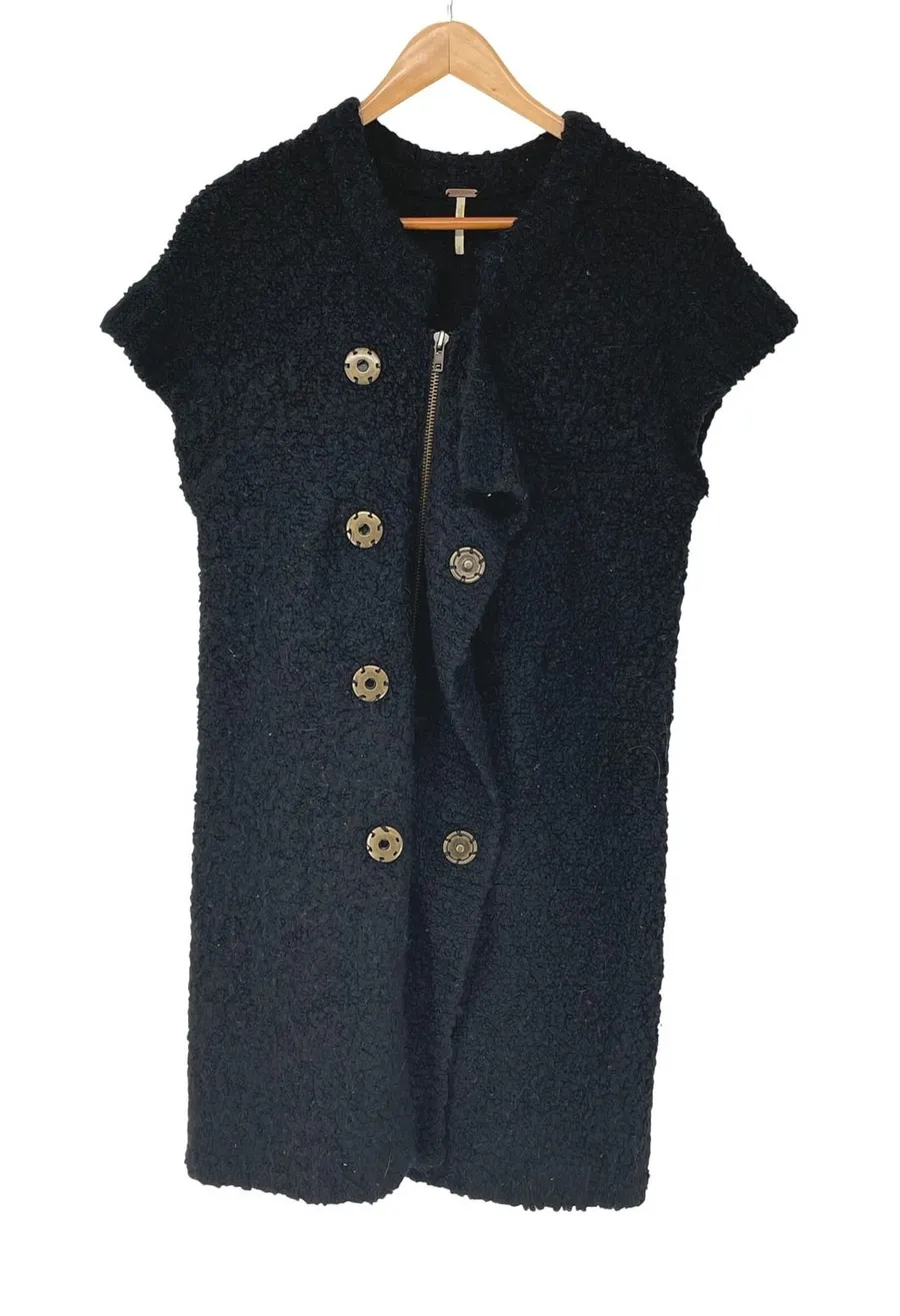 Free People Black Boucle Knit Short Sleeve Vest Coat Gold Snap Button XS Cozy