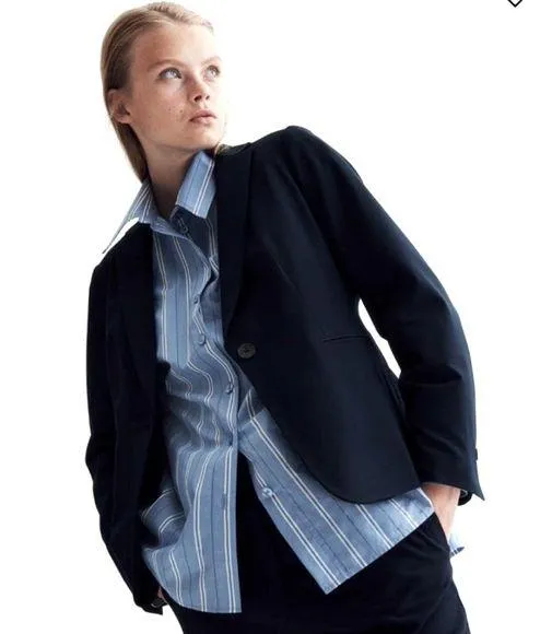 Women's H&M Navy Blazer Career Work Office One Button Fitted Sz 4 GUC Lined
