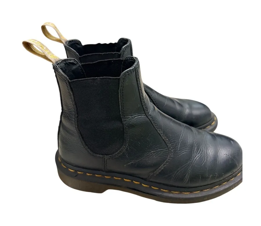 DR. Martins vegan Felix Chelsea boots black size 6