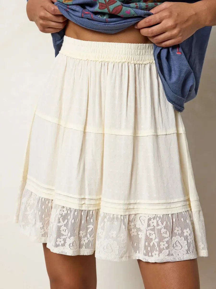 Natural Life Women's Medium Cream Lace Trim Tiered Mini Skirt
