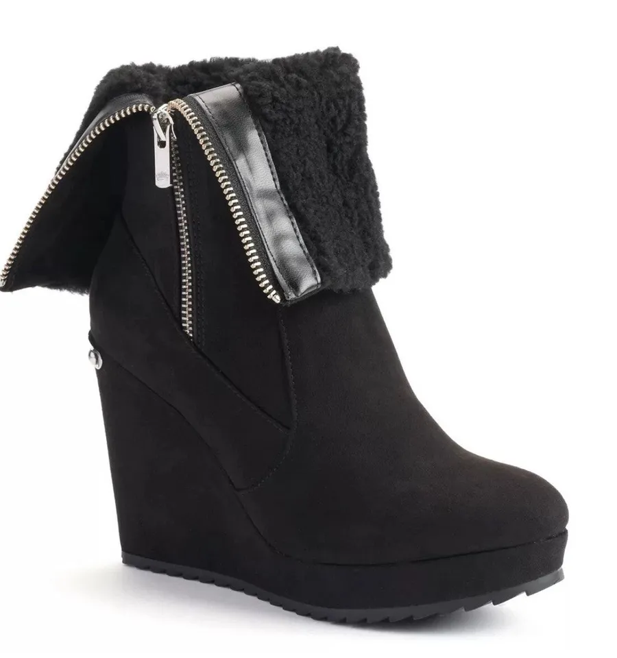 Juicy Couture Fold-Over Wedge Kasia Boots Ingot Micah Zamino Jenner 7.5 Black