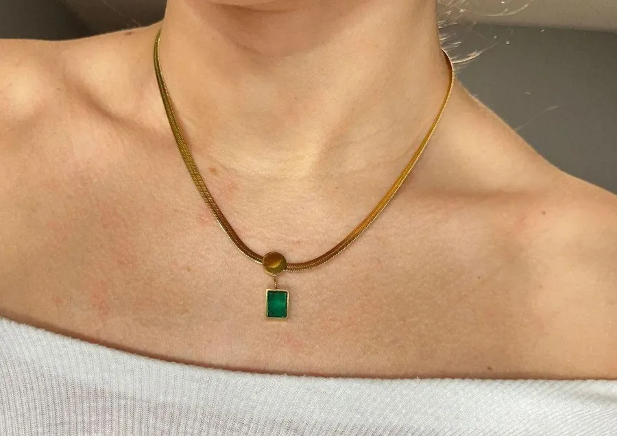 Emerald Green Diamond Crystal Gem Gold Chain Necklace