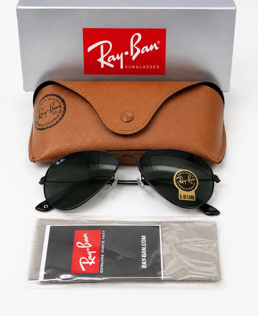 Ray-Ban NWT Black Aviator Classic Sunglasses G-15 Green Lens Full Box Set