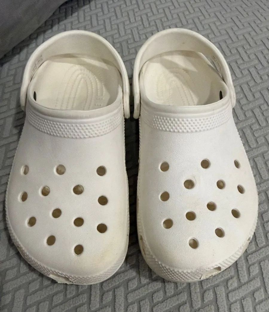 Crocs White Unisex J 3 Women’s 5 Classic Clogs boys women’s men