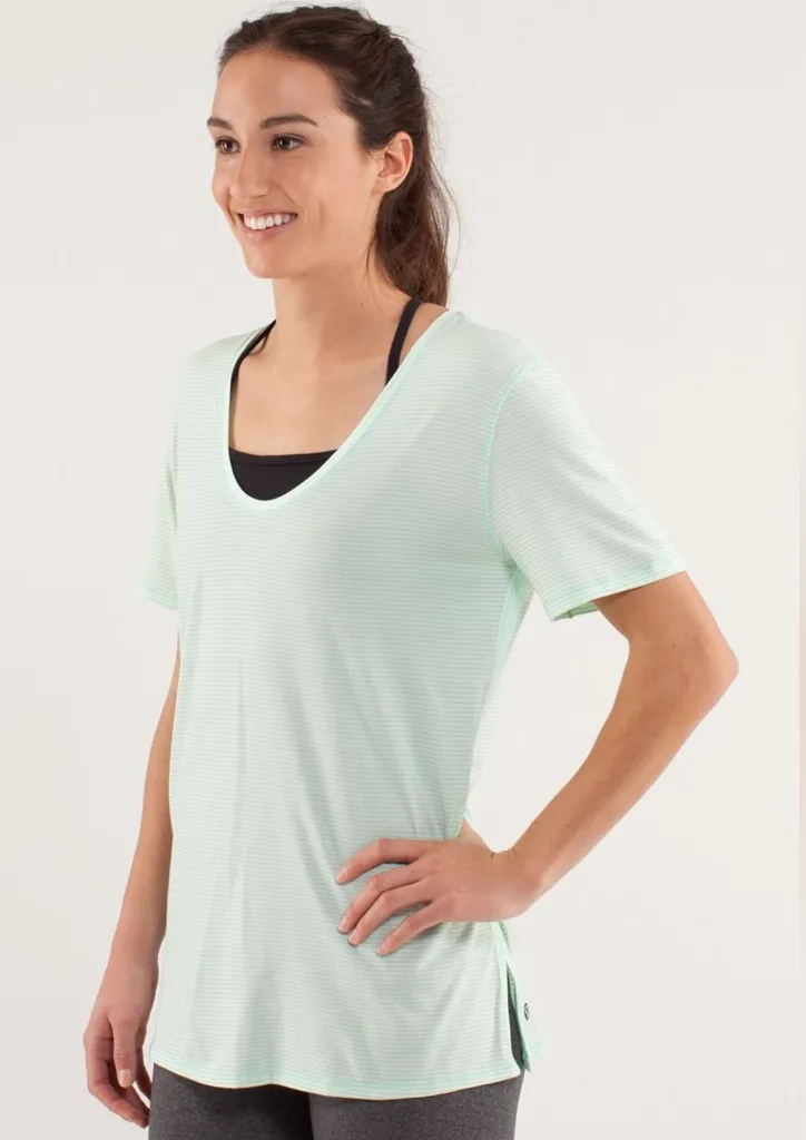 Lululemon Not So Basic Gym Tee
Mint Moment