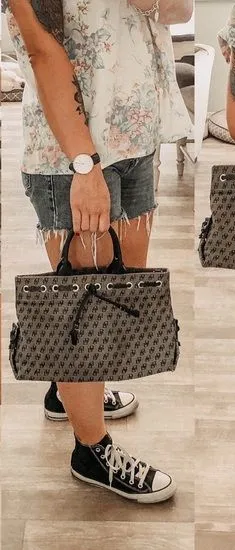 Tassel Tote