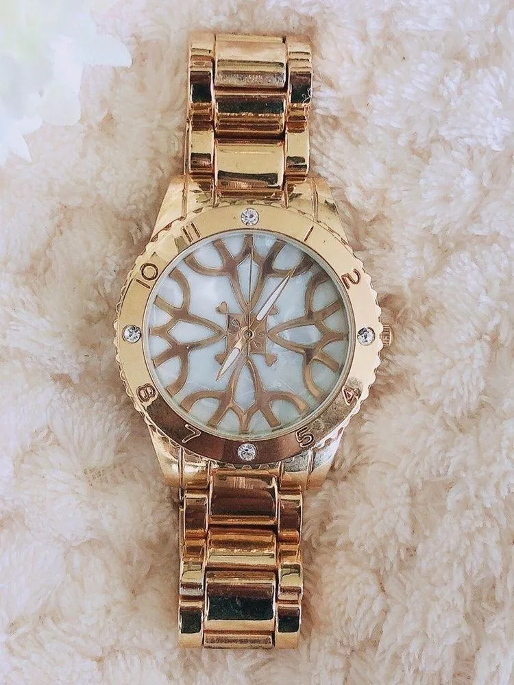Avon Signature Collection Gold Watch Women’s