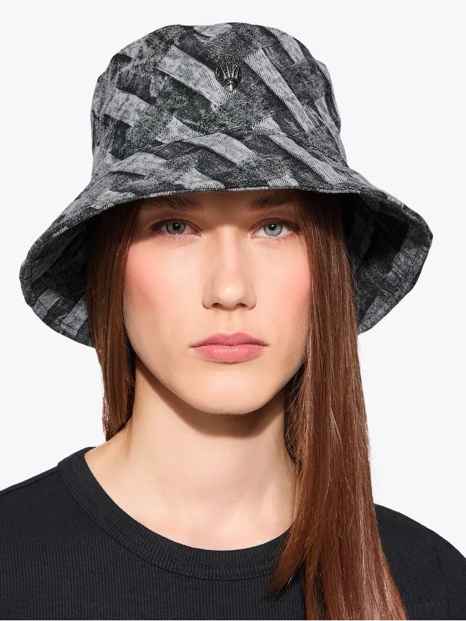 KURT GEIGER LONDON Kensington Bucket Hat Gray/Black $105 Retail NWT