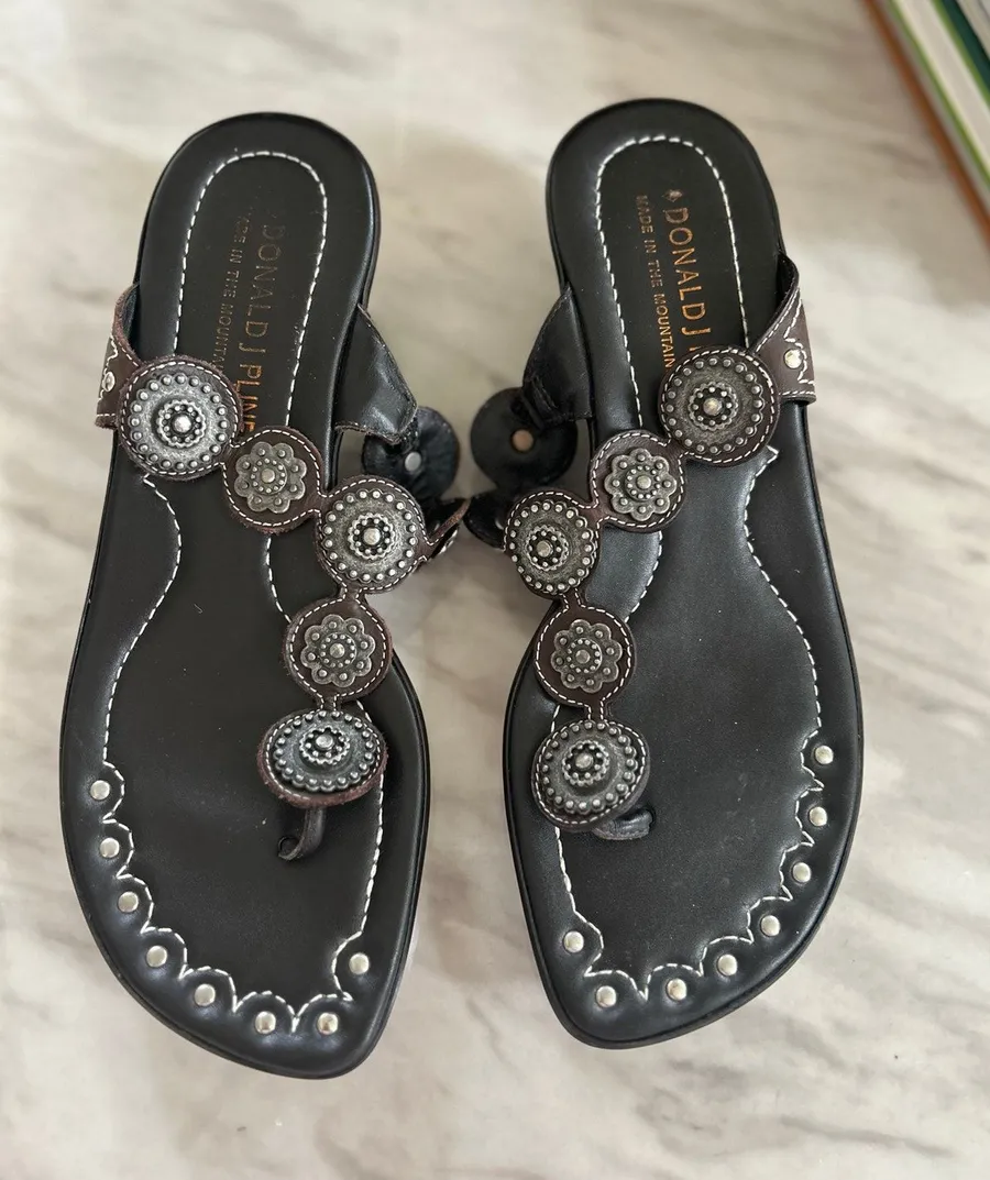 Donald J. Pliner Black/Dark Brown Leather Metal Western Embellished Sandal Size 7