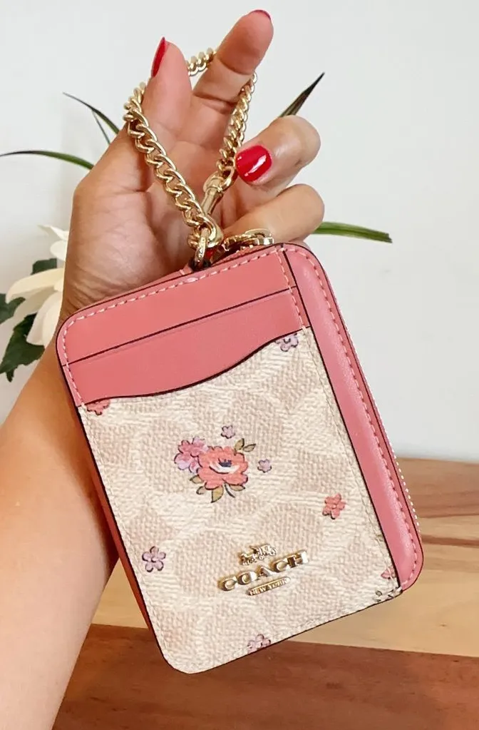 NWT Coach Zip Card Case In Signature Canvas With Floral Print