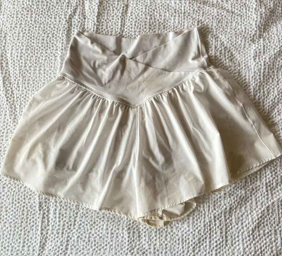 Aerie Crossover Shorts Flowy White