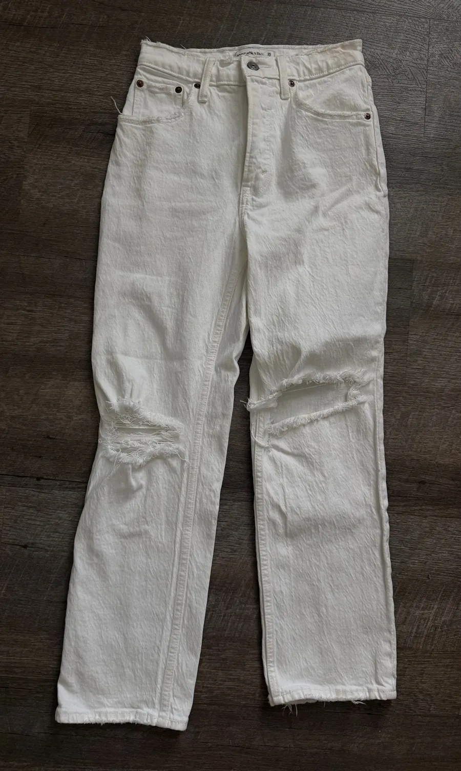 Abercrombie white distressed 90s straight ultra high rise jeans