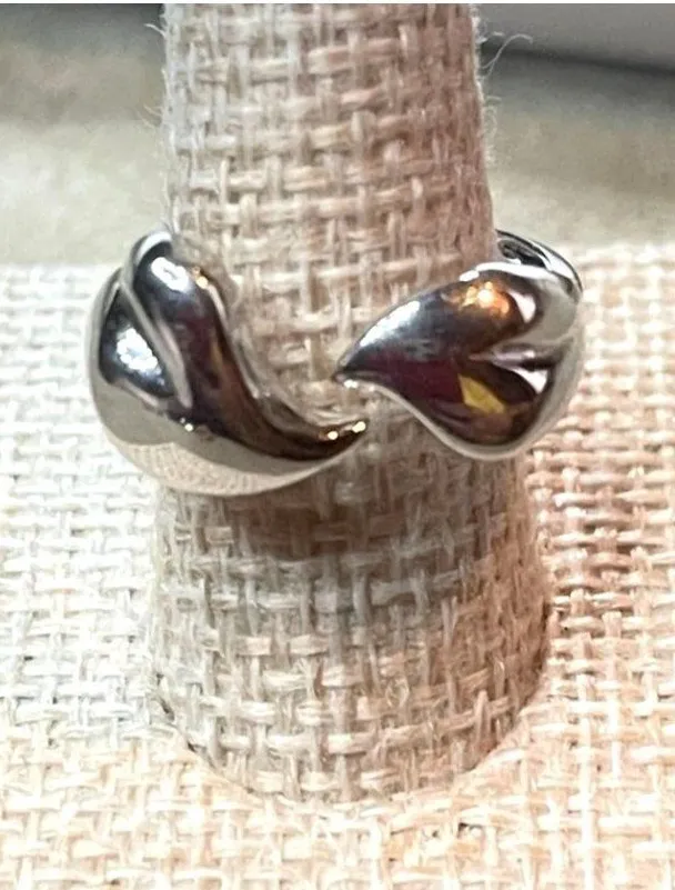 Vintage 70s Avon Silver Tone Double Heart To Heart Open Bypass Adjustable Ring S
