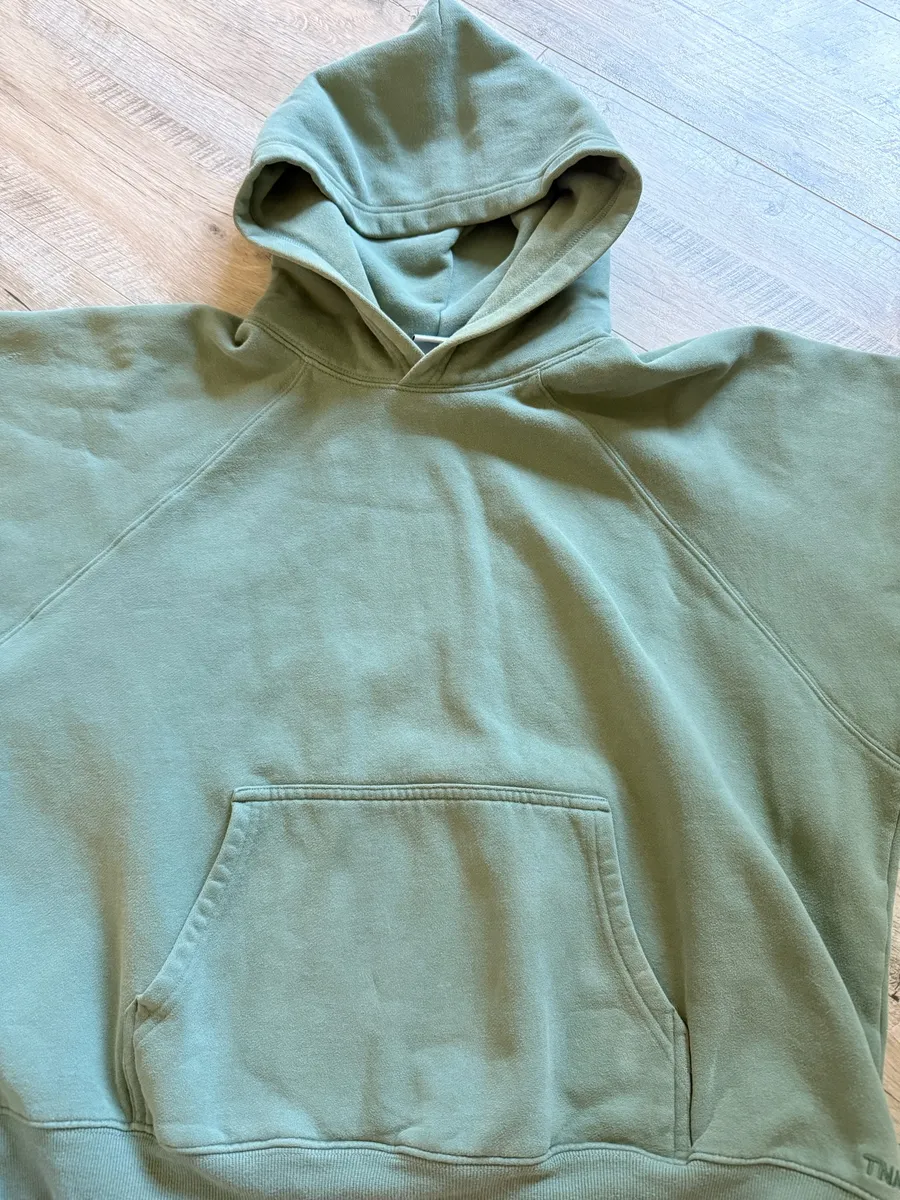 Aritzia Hoodie TNA Mega Cozy Fleece Fit