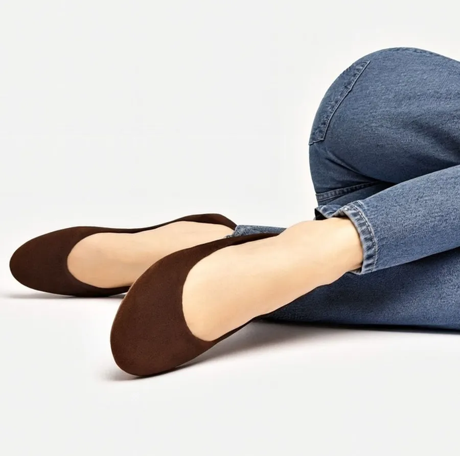 DKNY Brown Suede Ballet Flats Made in Italy Size 38.5 8.5 Shoes Comfy Luxury