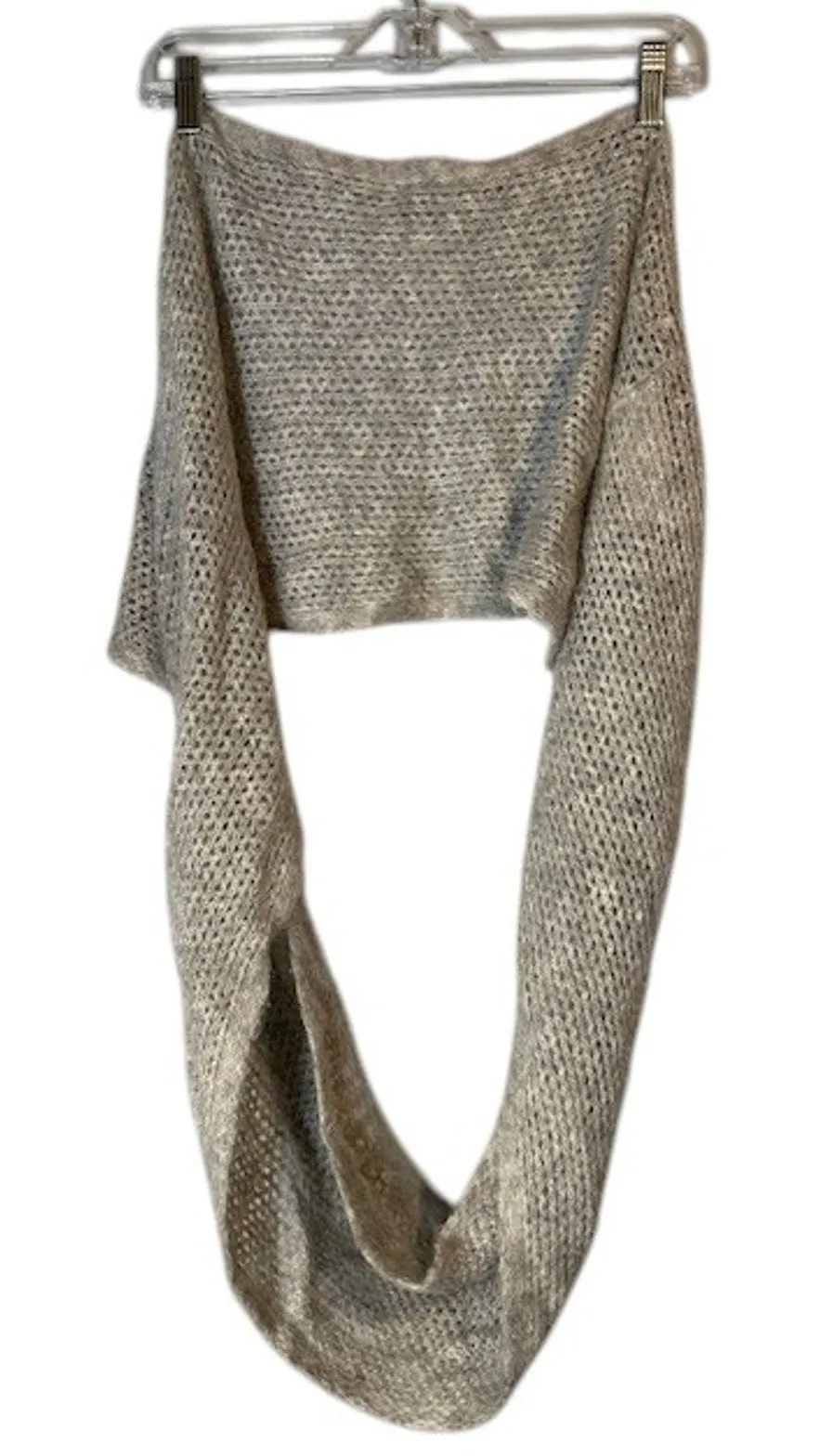 Abercrombie & Fitch Women’s Gray Knitted Infinity Scarf Loose Knit 37 x 17