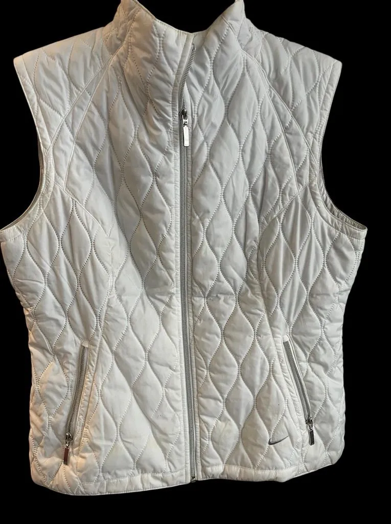 Nike White Quilted Vest Lightweight Design