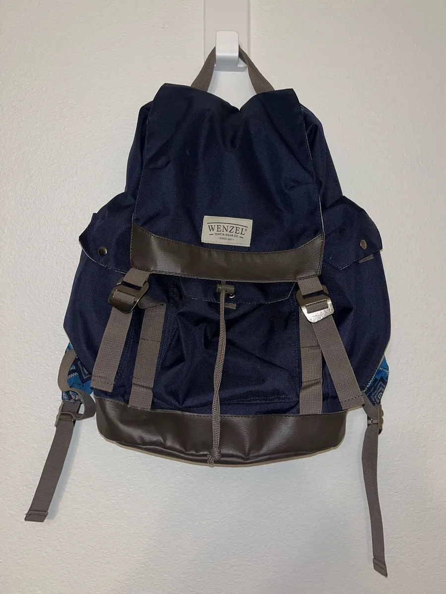 Wenzel Navy Blue Hiking Camping Backpack Outdoor Travel Daypack