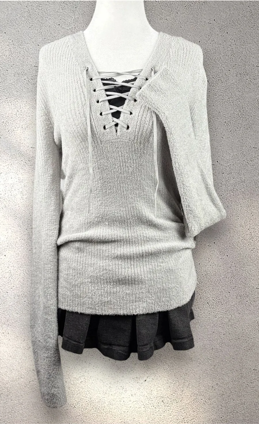 VTG Moda International Lace