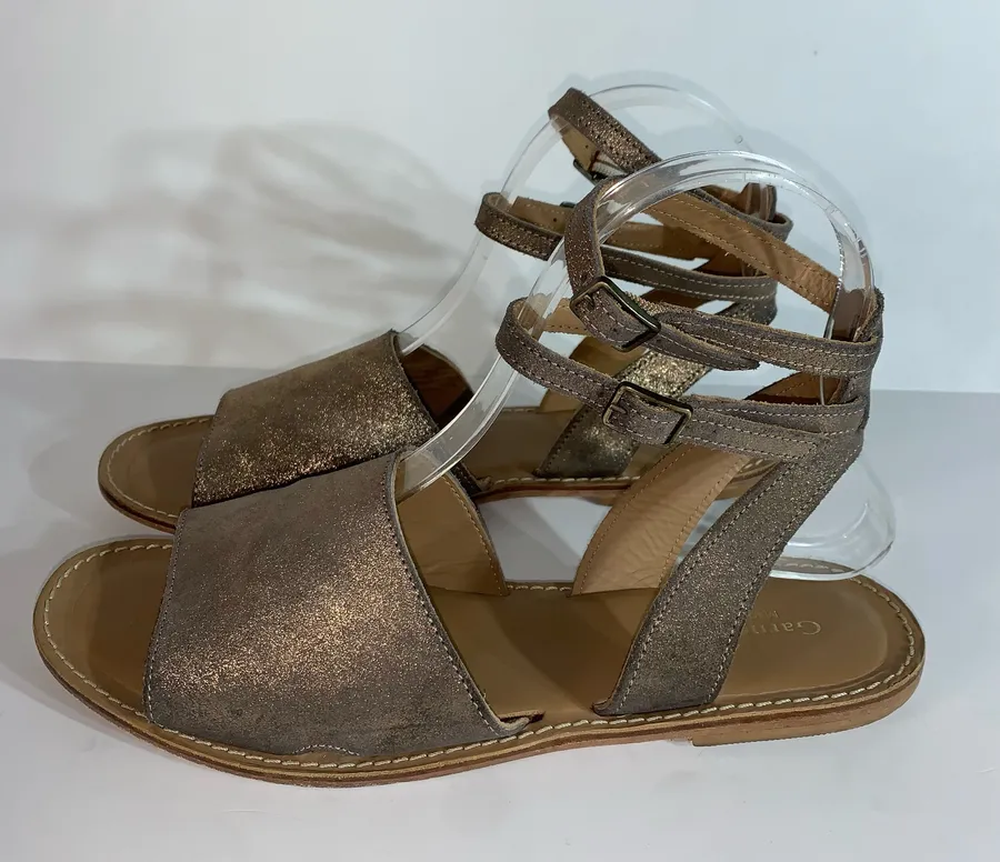 Garnet Hill Metallic Gold Leather Strappy Sandals Size 37/6.5 Made In Italy