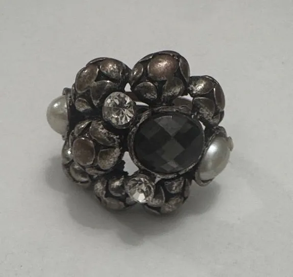 Vintage Black Crystal and Pearl Accent Ring