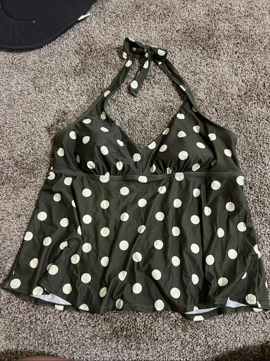 Lands End Green With White Polka Dots Swimsuit Top Womans XL NEW