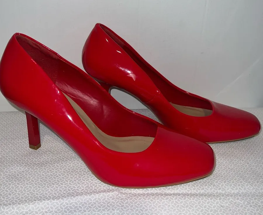 “My Delicious” Stiletto Red High Heel Pumps Size 10