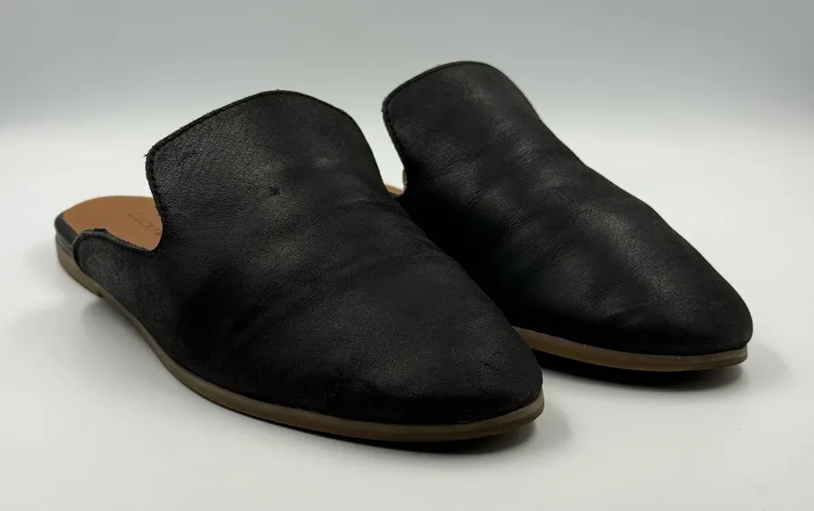 Lucky Brand Black Cylandea Leather Mules Flats Size 6.5 Capsule Old Money