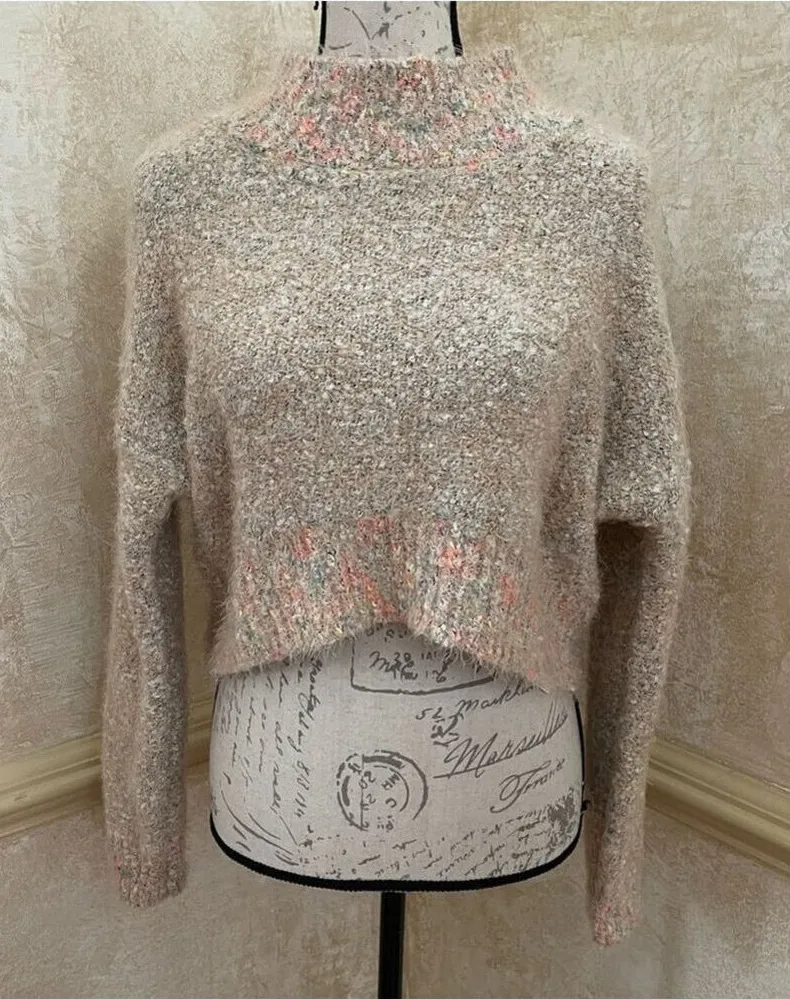 Free People Stardust Pullover Mock Neck cropped fussy soft warm Sz XS oversized